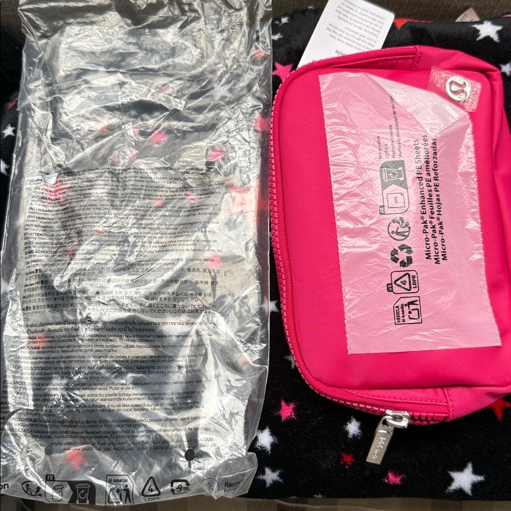 Lululemon Athletica everywhere belt bag- NEW - Picture 4 of 9